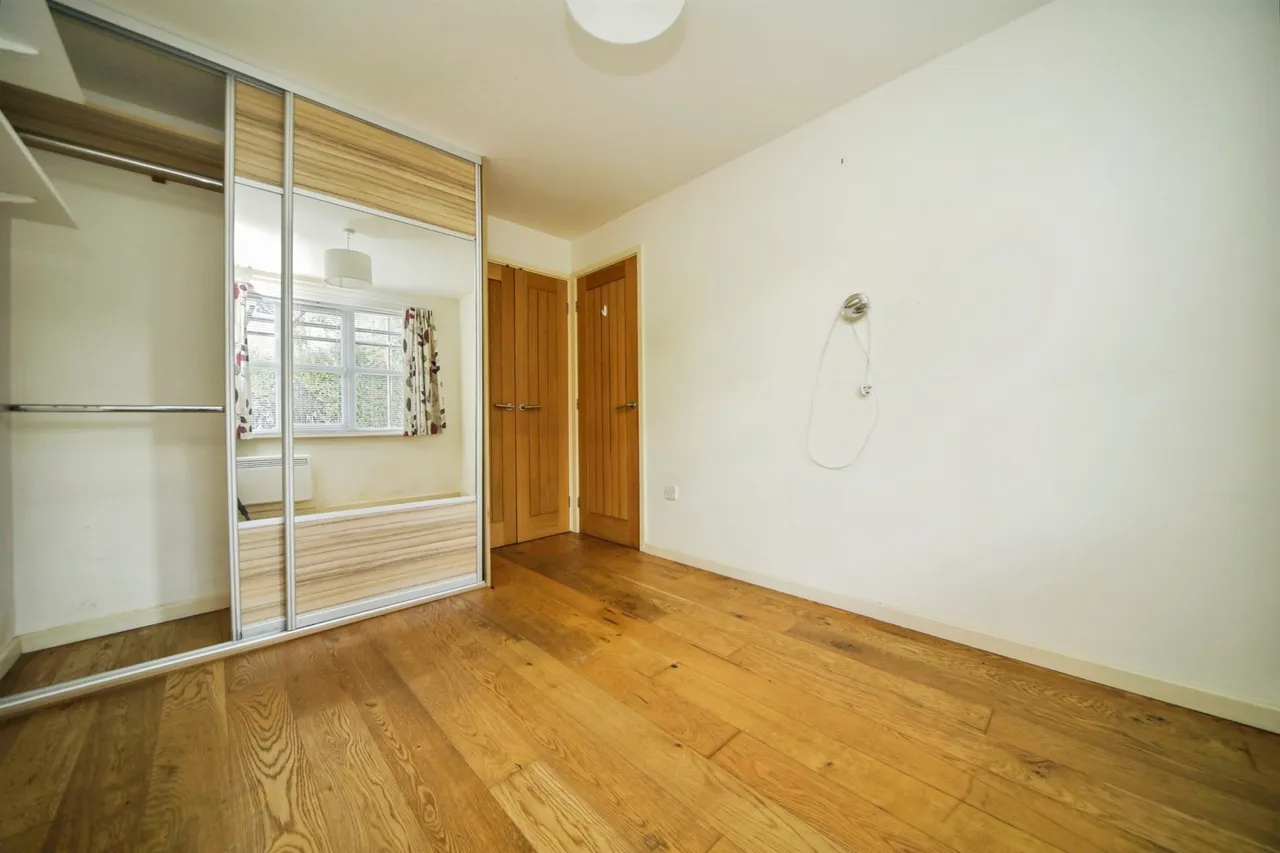 Denham Close, Bury St. Edmunds, IP33, photo 8