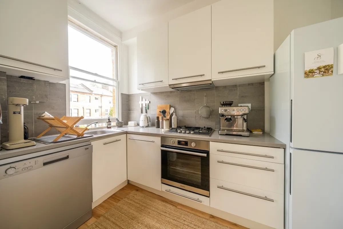 Lillieshall Road London SW4, photo 7