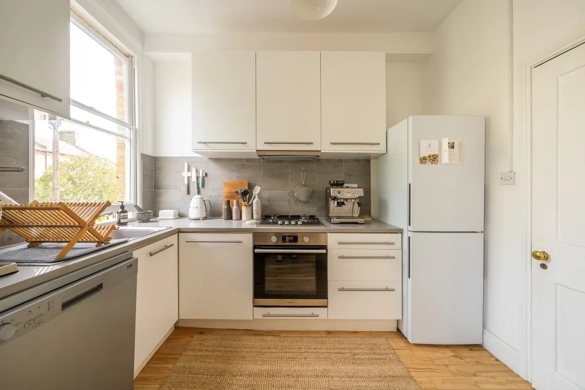 Lillieshall Road London SW4, photo 6