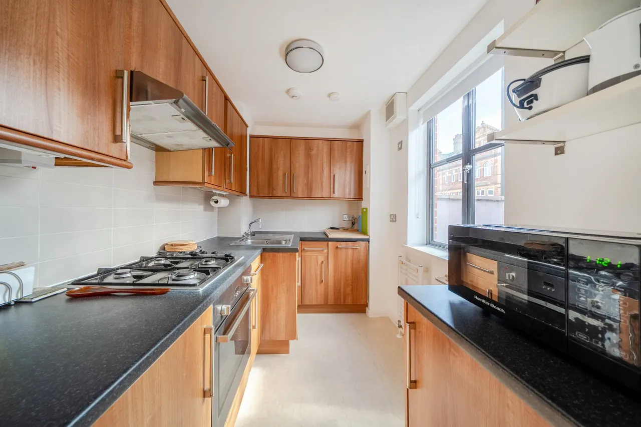 King Street, Hammersmith, London, W6, photo 3