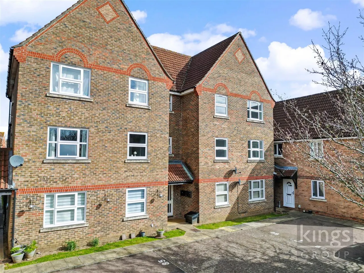 Aynsley Gardens, Church Langley, photo 14