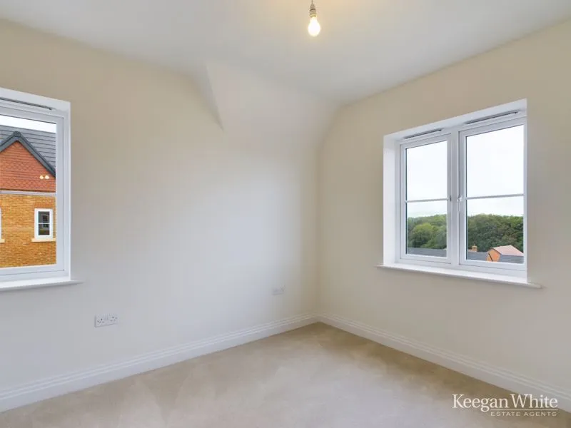 Aspen Road, High Wycombe HP10 9FA, photo 7