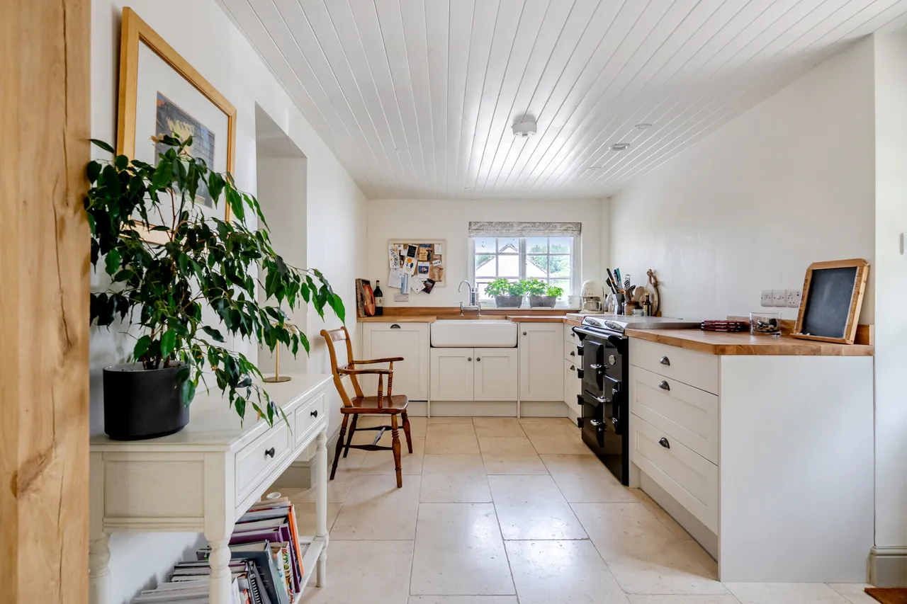 Longstreet, Enford, SN9, photo 2