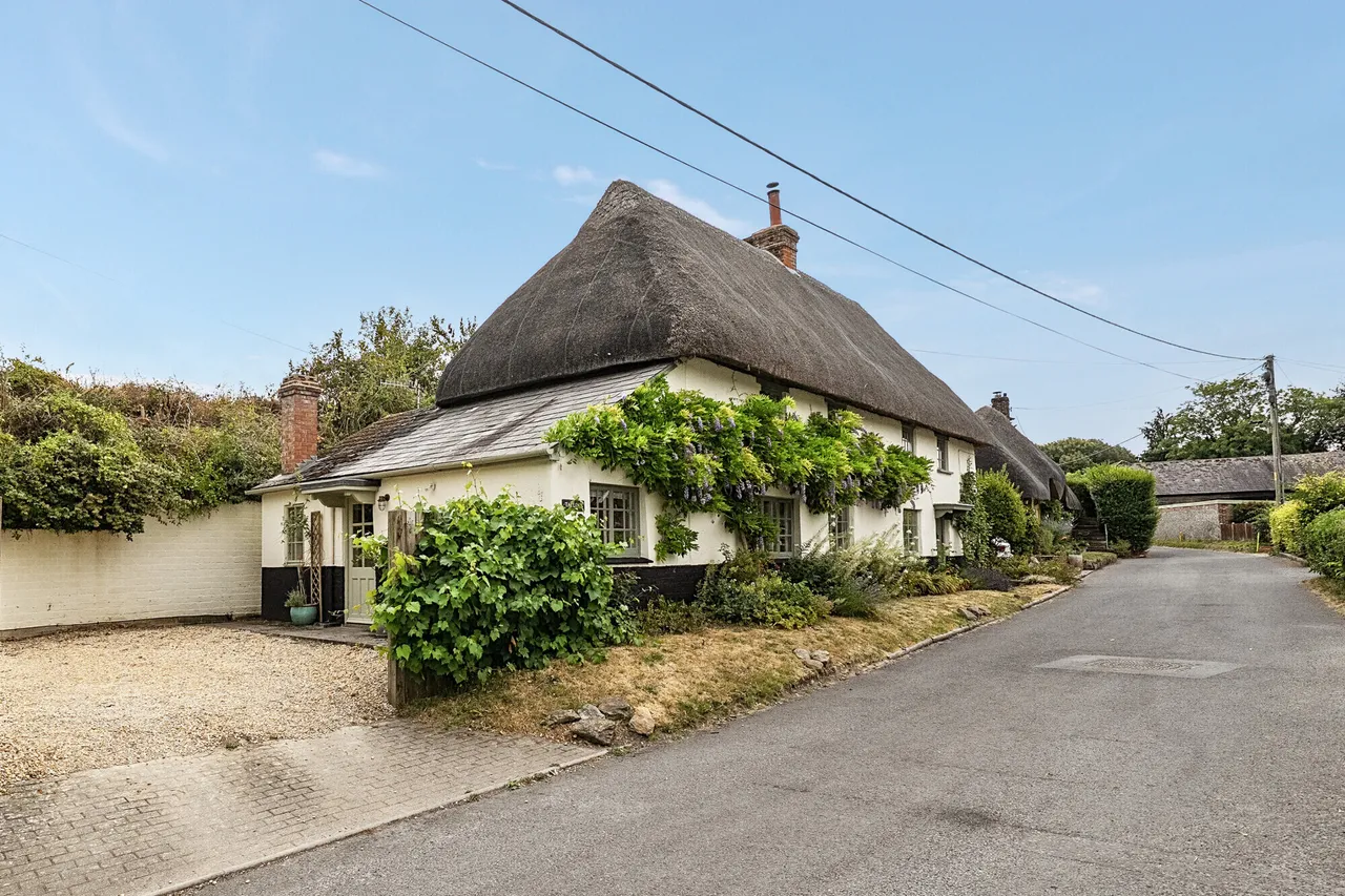 4 bed house for sale — Longstreet, Enford, SN9