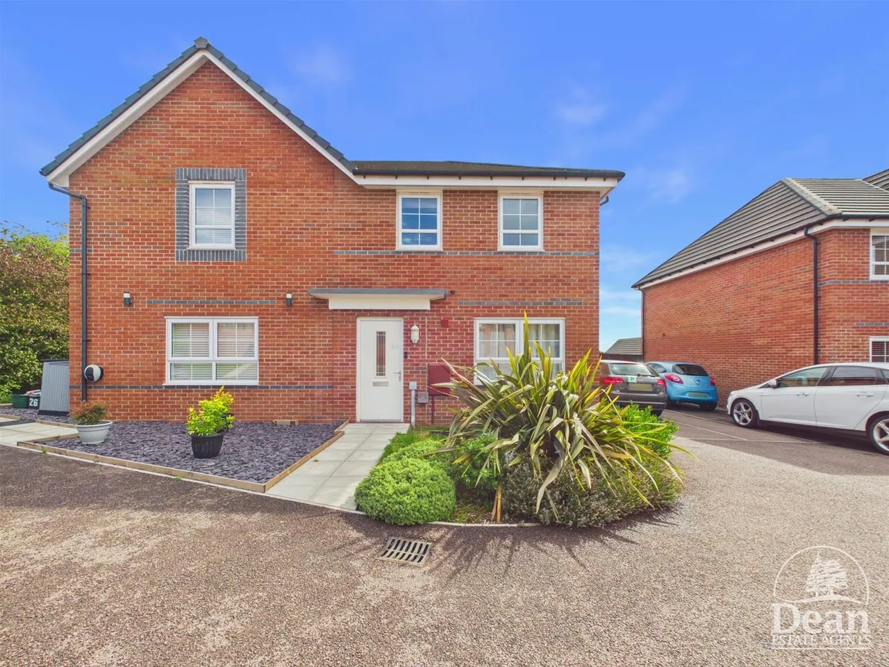 3 bed house for sale — Cooke Way, Lydney