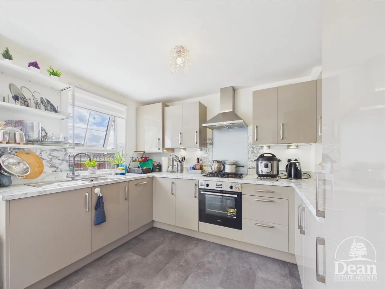 Cooke Way, Lydney, photo 2