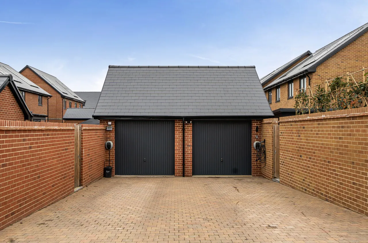 Sorrel Drive, Arborfield Green, RG2, photo 29