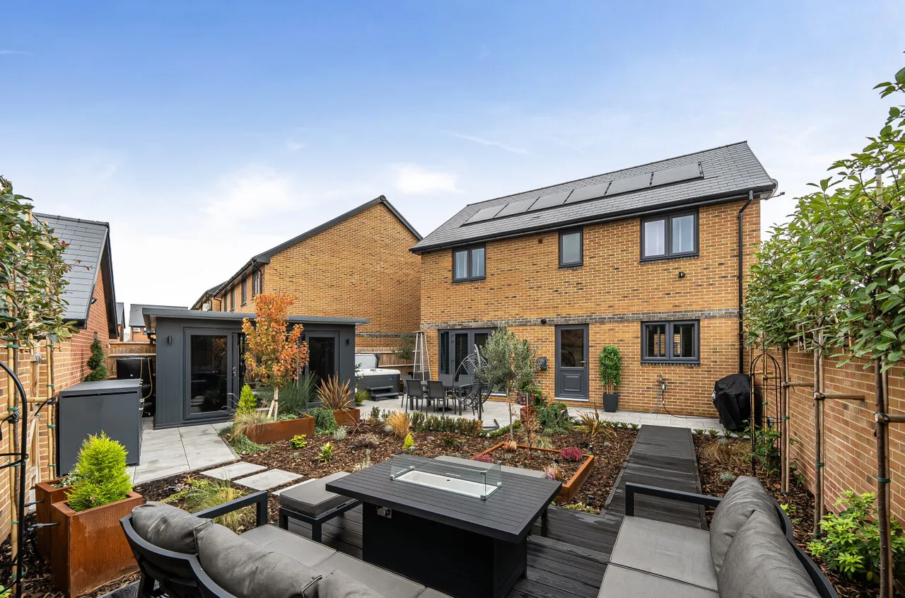 Sorrel Drive, Arborfield Green, RG2, photo 7