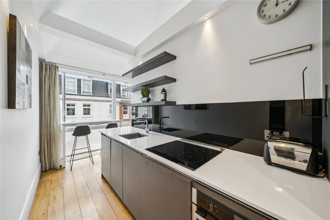 Wadham Road, London, SW15, photo 3
