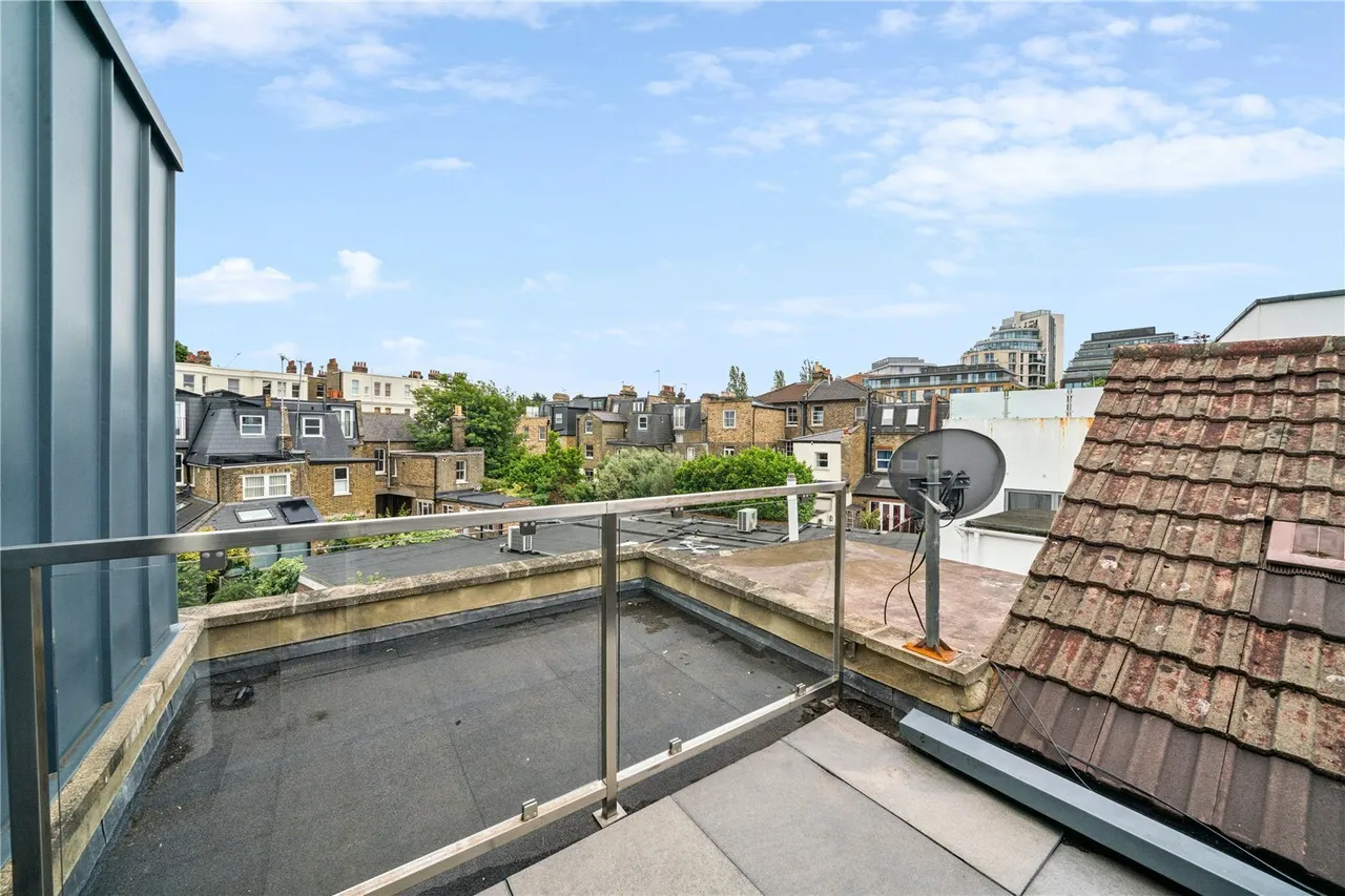 Wadham Road, London, SW15, photo 10