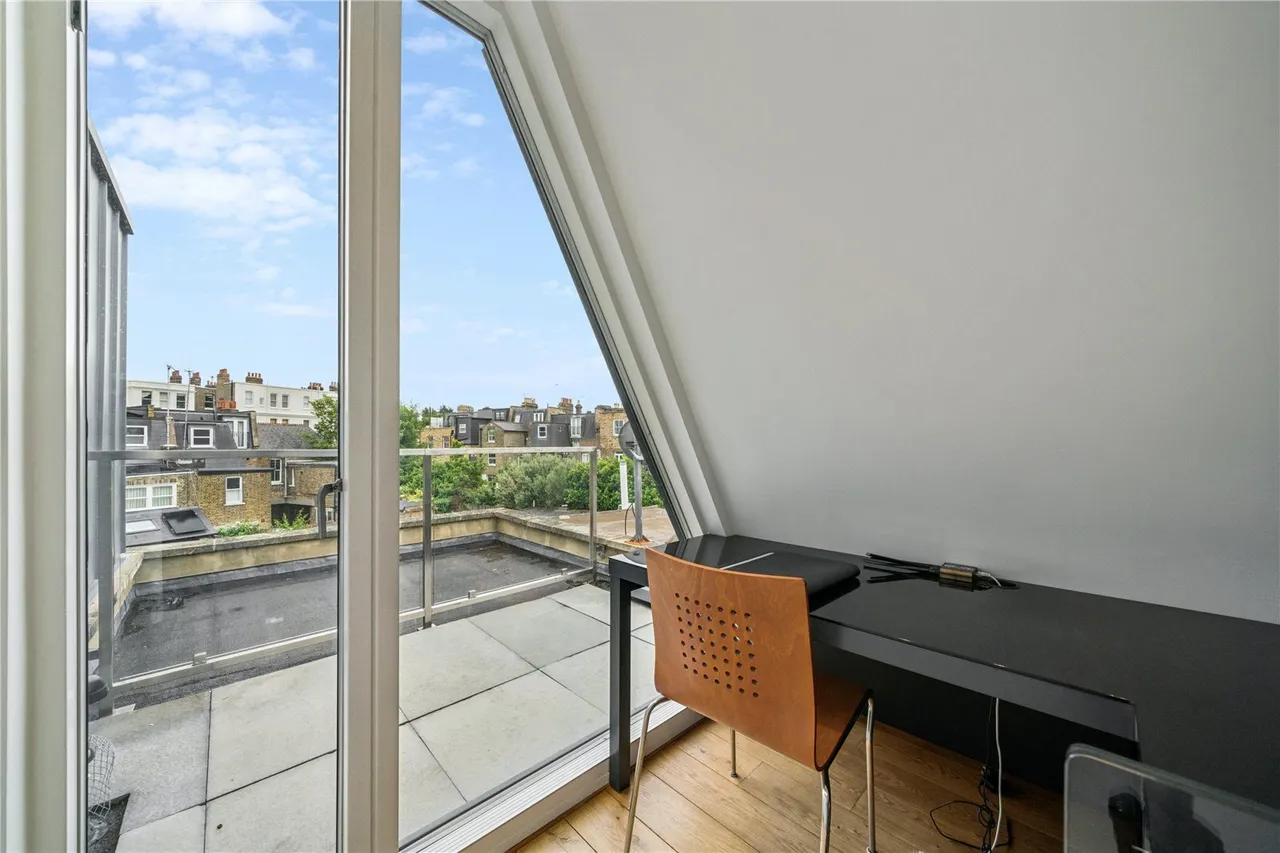 Wadham Road, London, SW15, photo 9