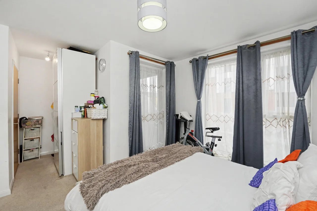Canning Square, Enfield, EN1, photo 14