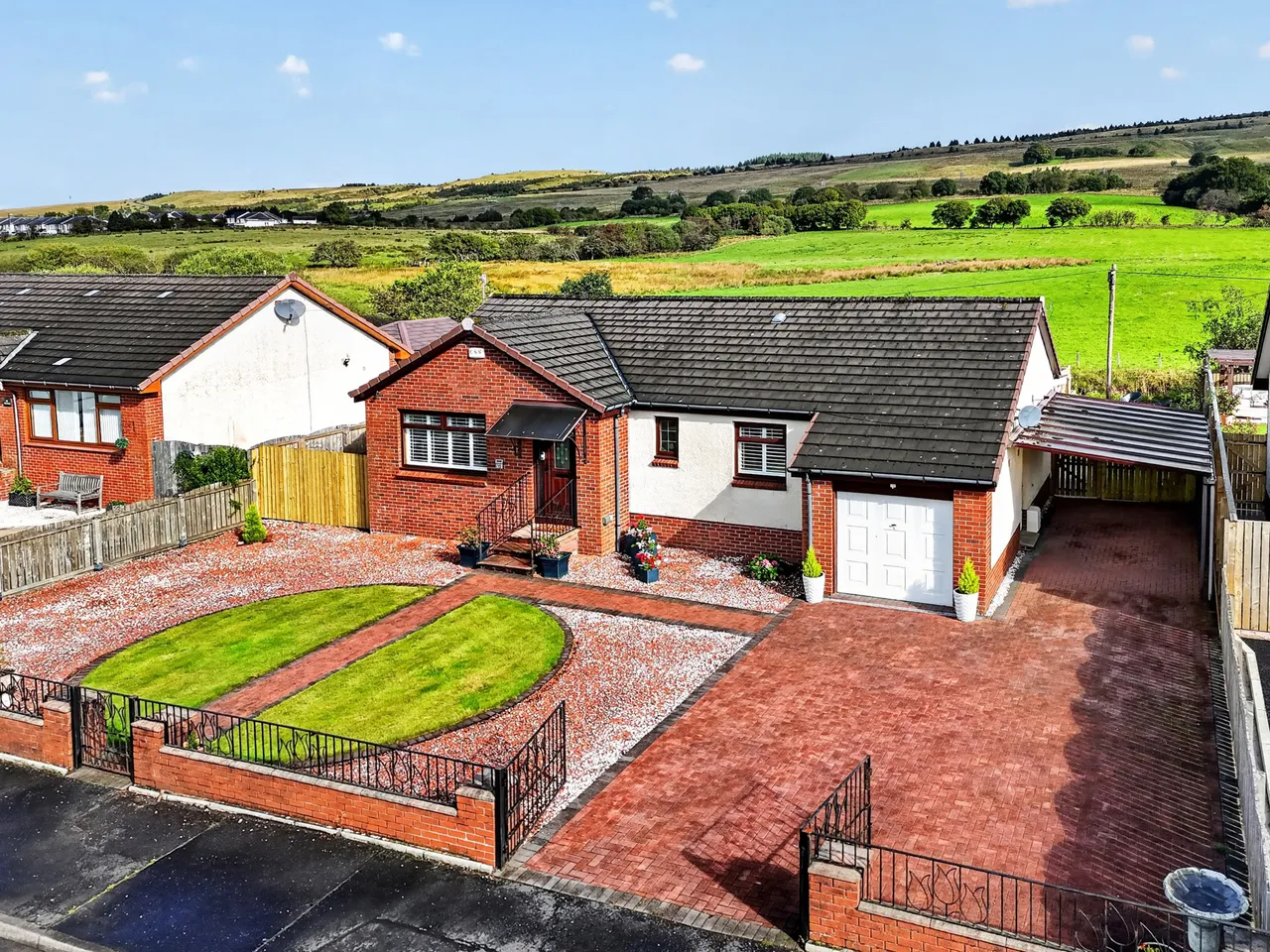 3 bed house for sale — 12 Armour Wynd, Dalmellington, KA6 7RF