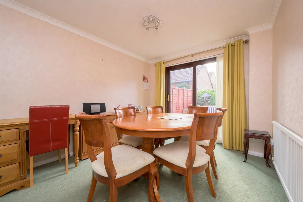 Hereford Close, Kettering, NN14, photo 4