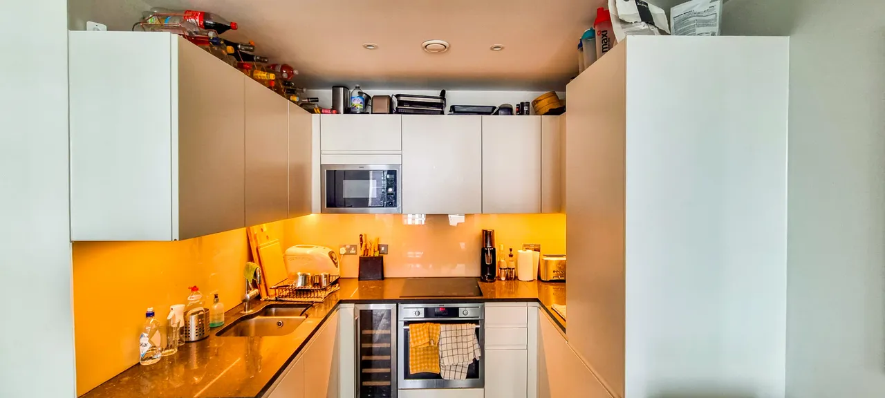 Pinto Tower, Nine Elms Point, SW8, photo 4
