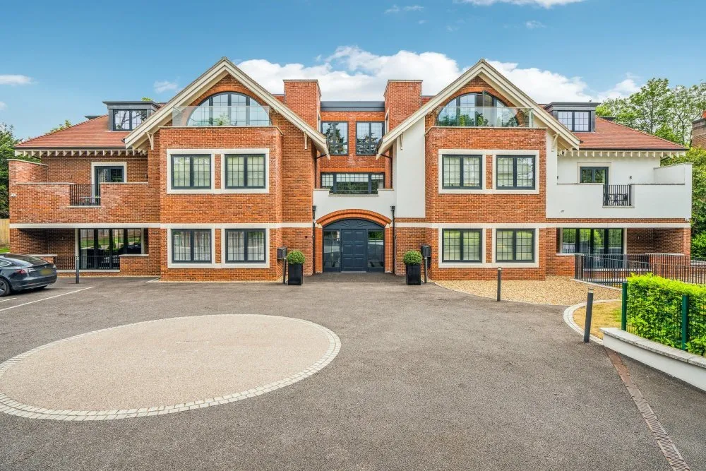 3 bed flat for sale, Penn Road, Beaconsfield, HP9