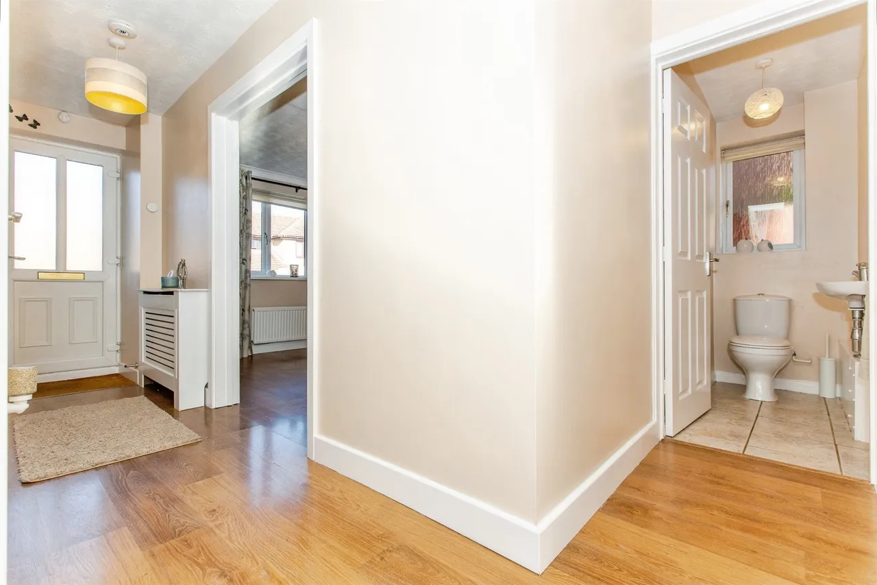 Springfield Avenue, Kettering, NN14, photo 12