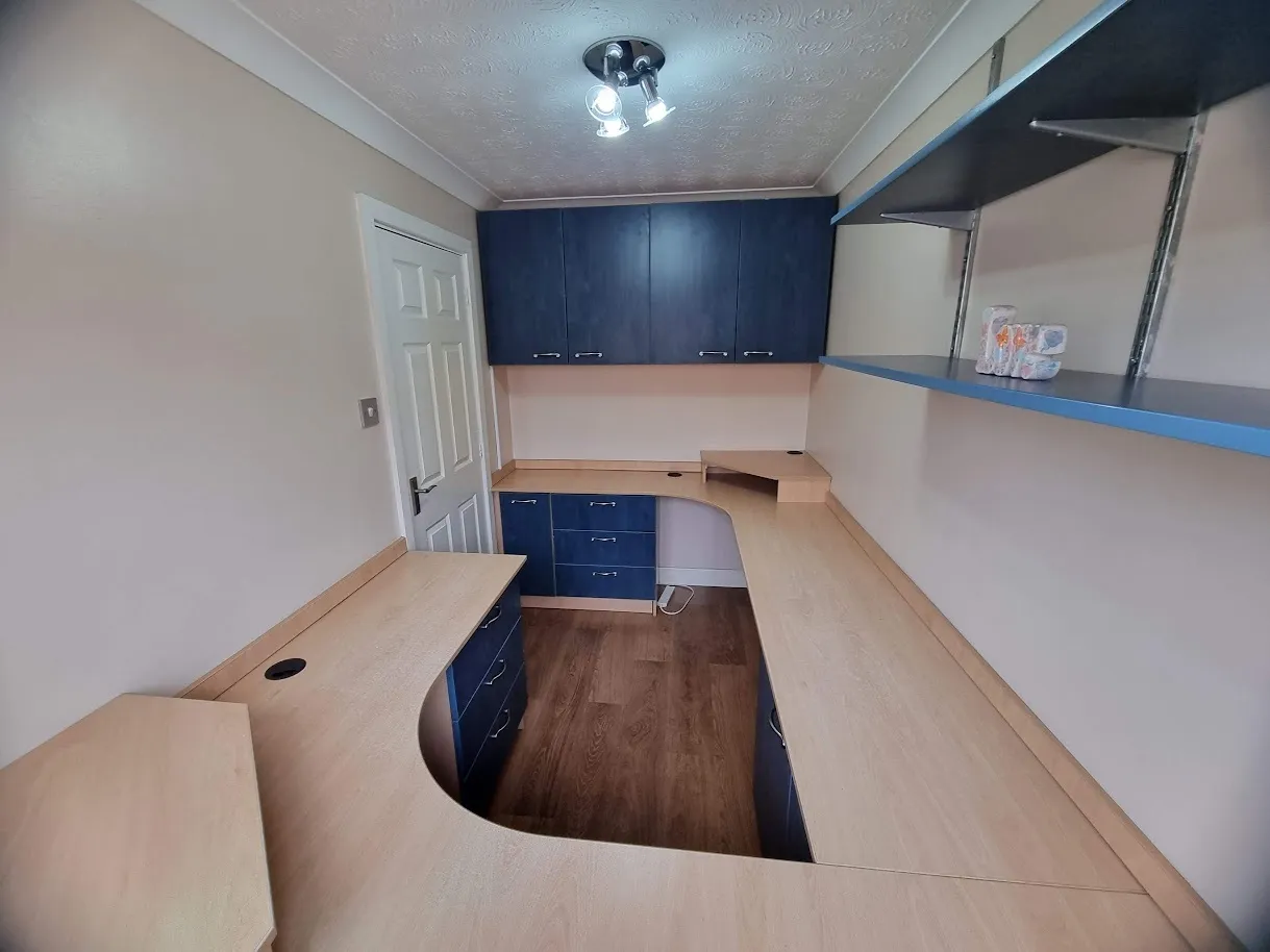 Springfield Avenue, Kettering, NN14, photo 8
