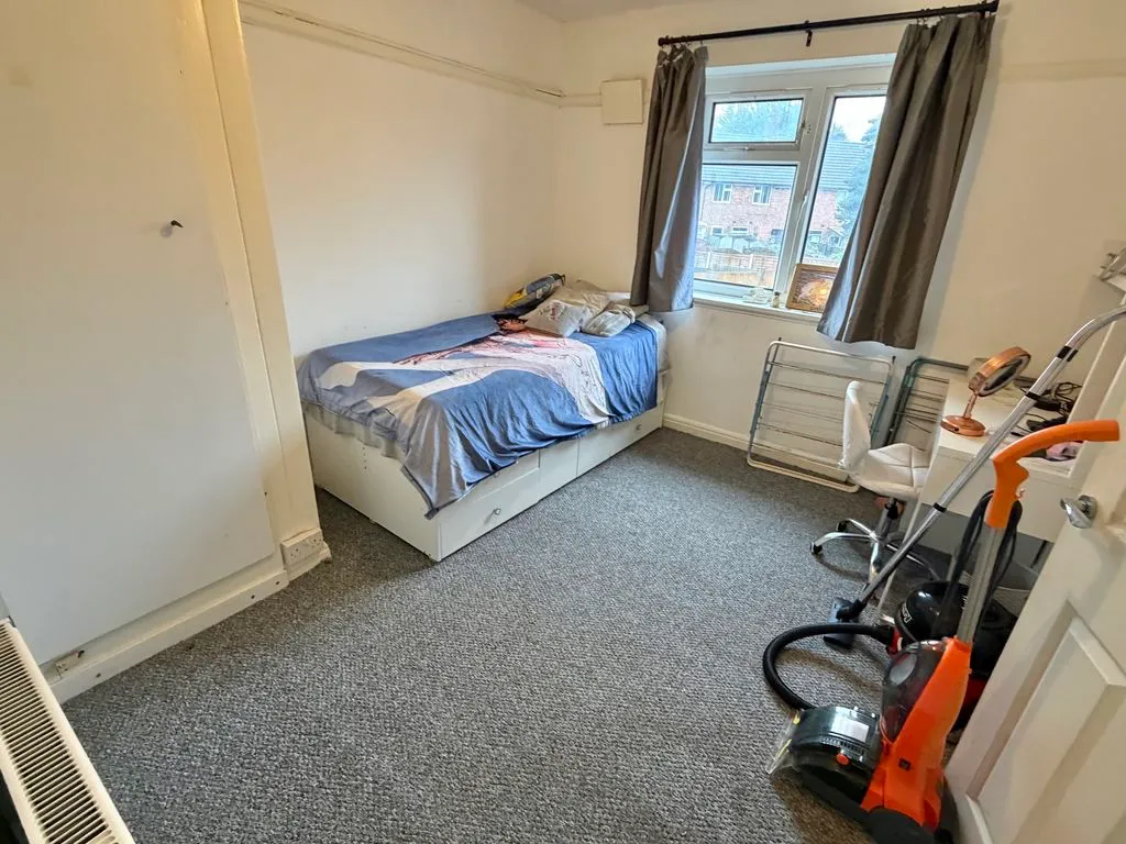 Lisson Grove, Kingstanding, B44, photo 9