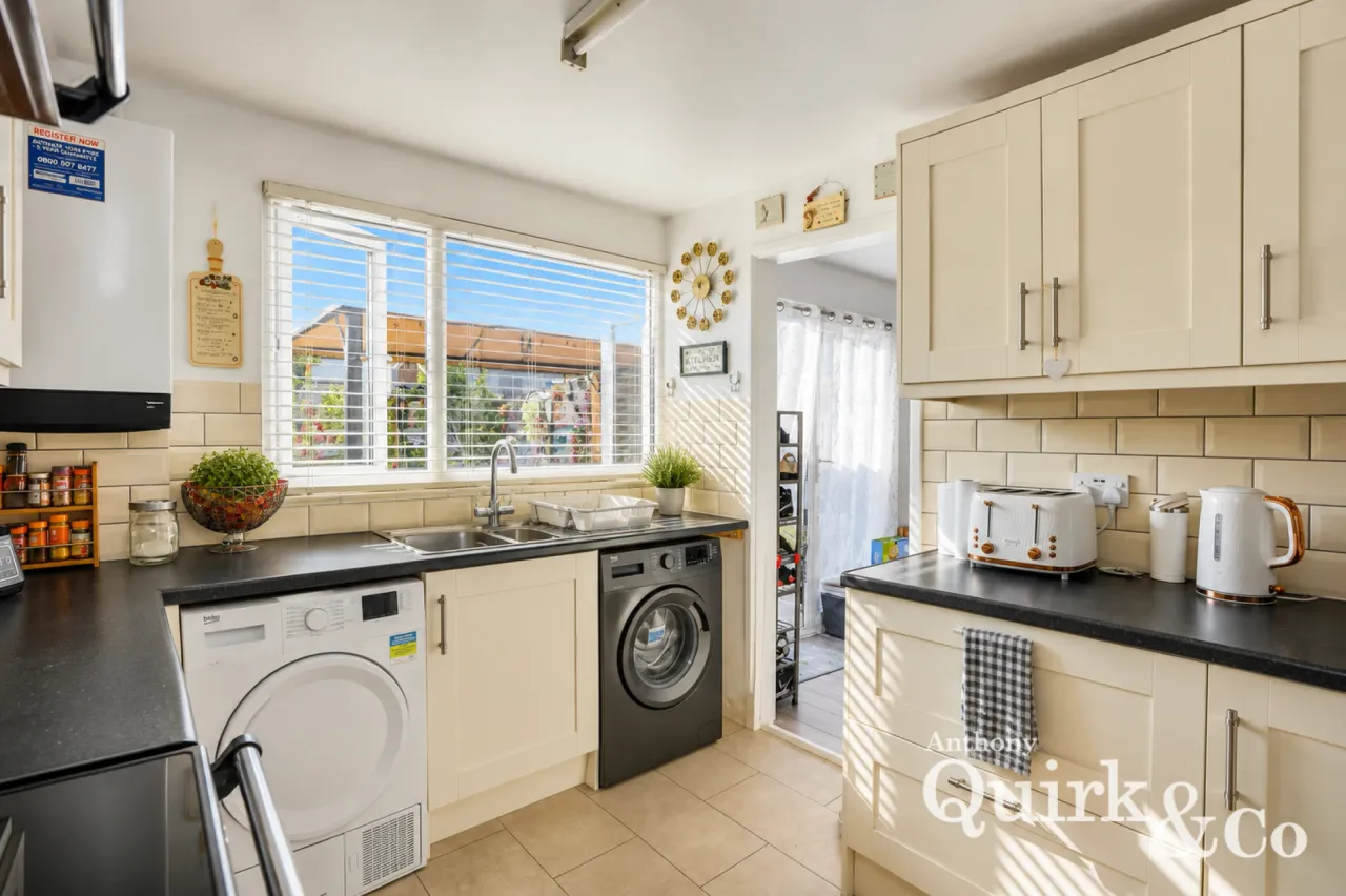 Link Road, Canvey Island, SS8, photo 5