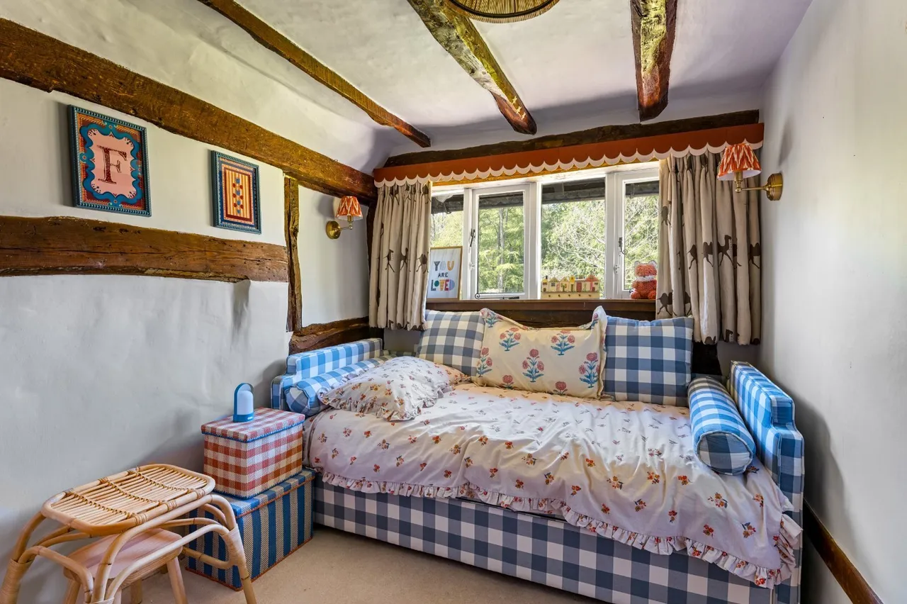 North Lane, West Hoathly, RH19, photo 21