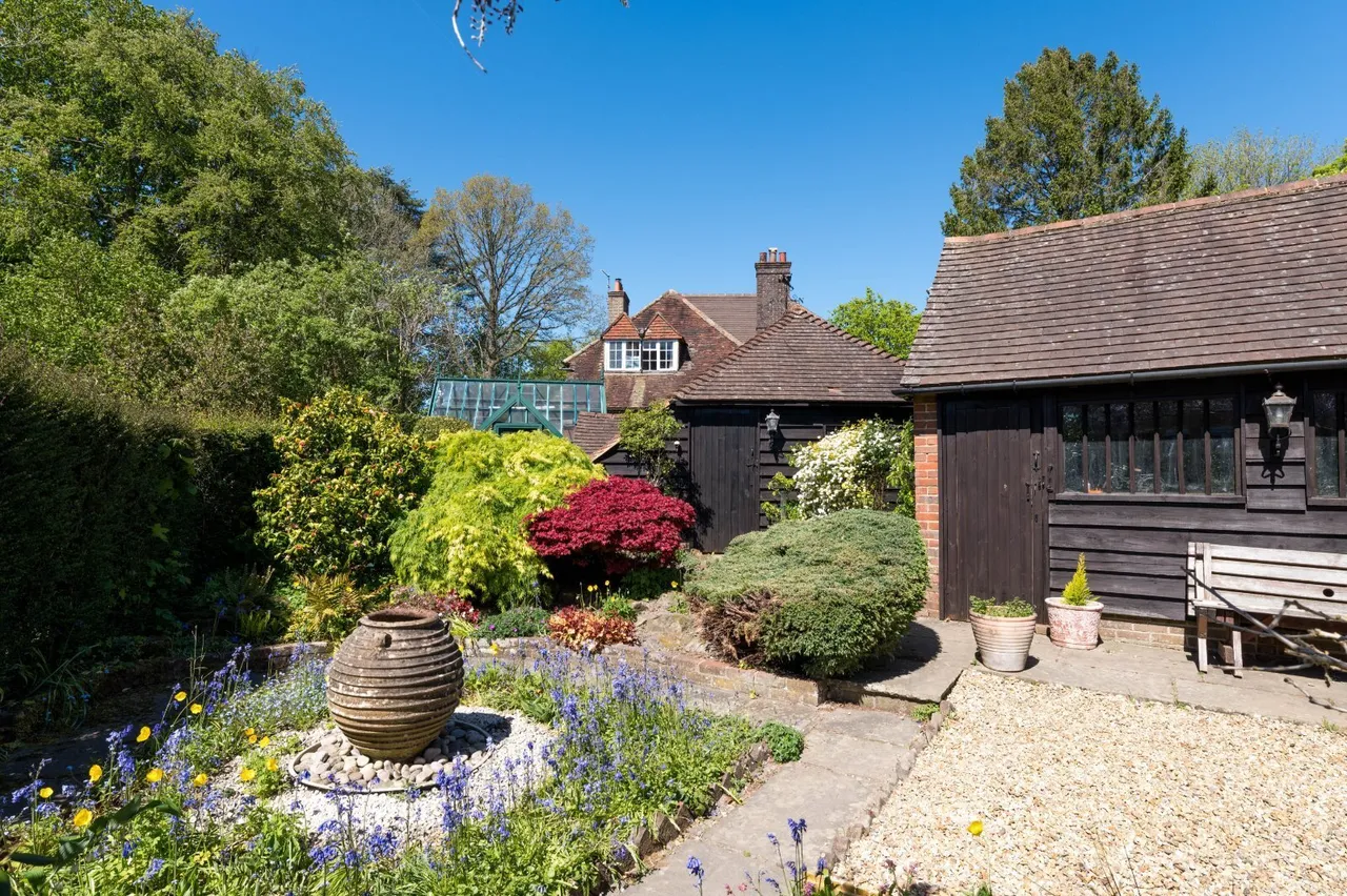 North Lane, West Hoathly, RH19, photo 13