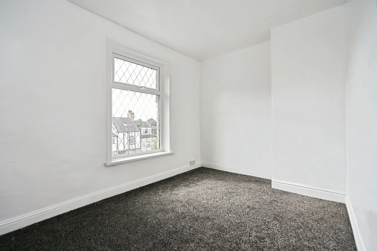 Oxford Road, Bradford, photo 6
