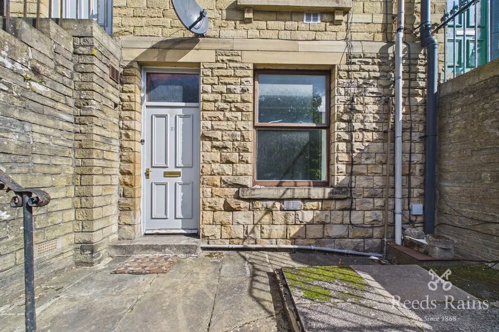 Bankfield Road, Huddersfield, West Yorkshire, HD1, photo 8