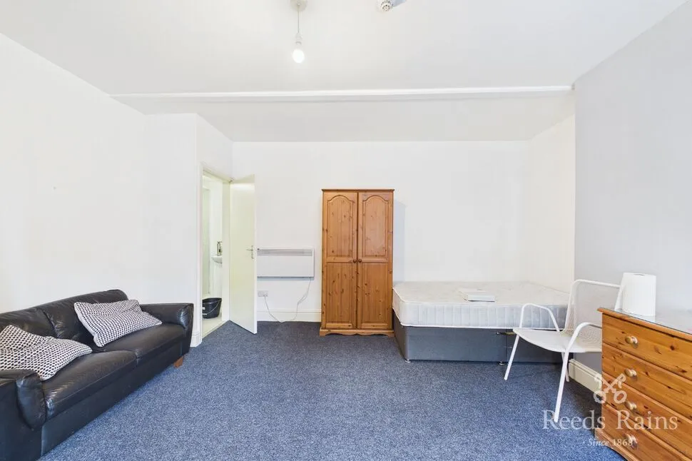 Bankfield Road, Huddersfield, West Yorkshire, HD1, photo 5
