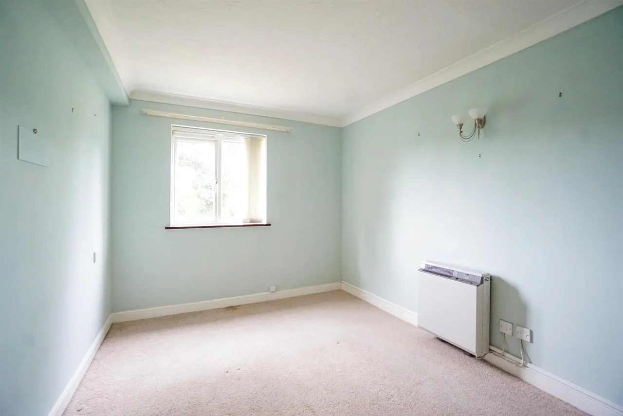 St. Helens Crescent, Hastings, photo 5