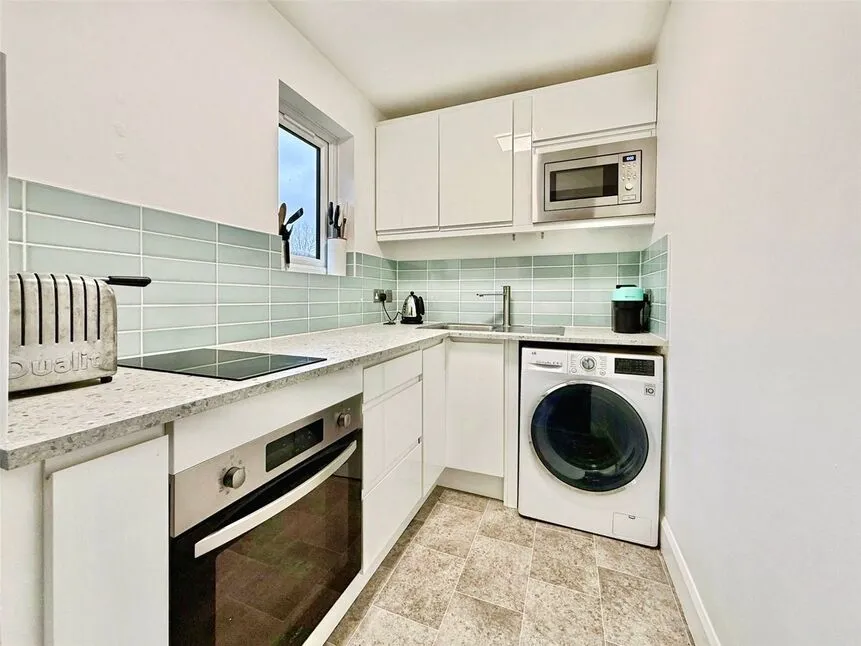 Heatherbank Close, Crayford, Dartford, DA1, photo 2