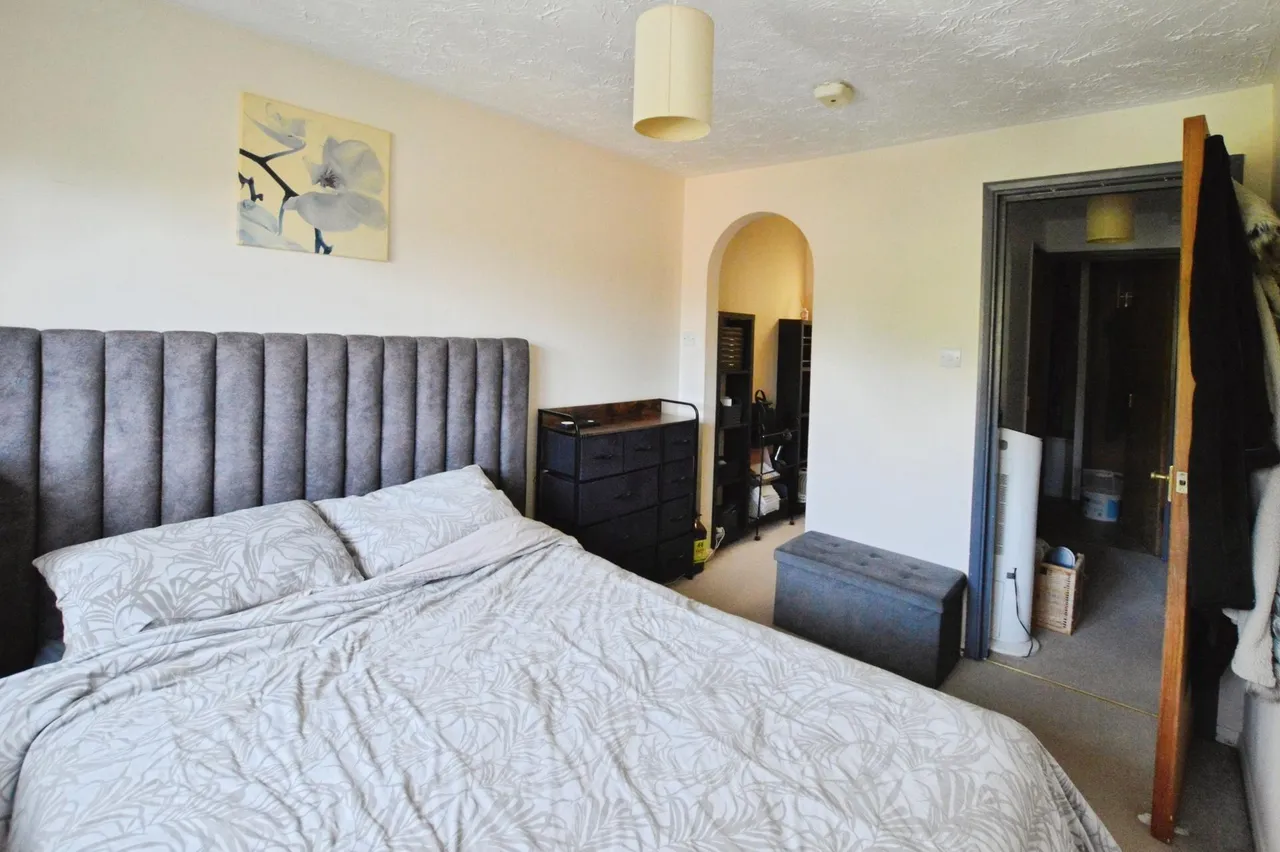 Tudor Close, Hatfield, AL10, photo 5