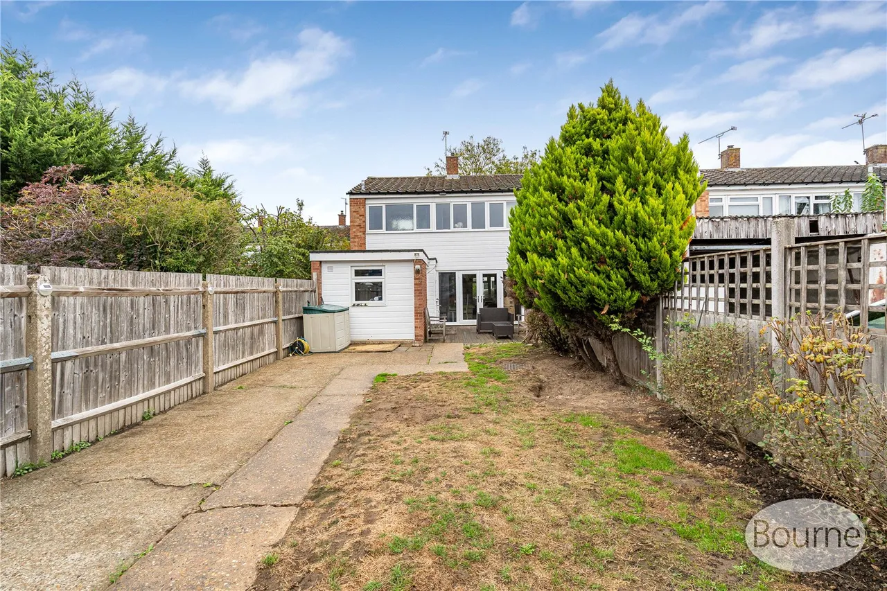Priors Croft, Old Woking, GU22, photo 15