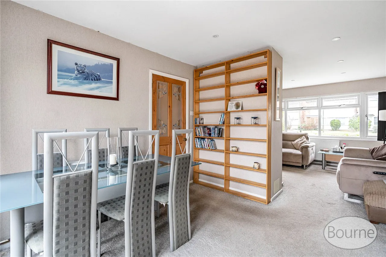 Priors Croft, Old Woking, GU22, photo 6