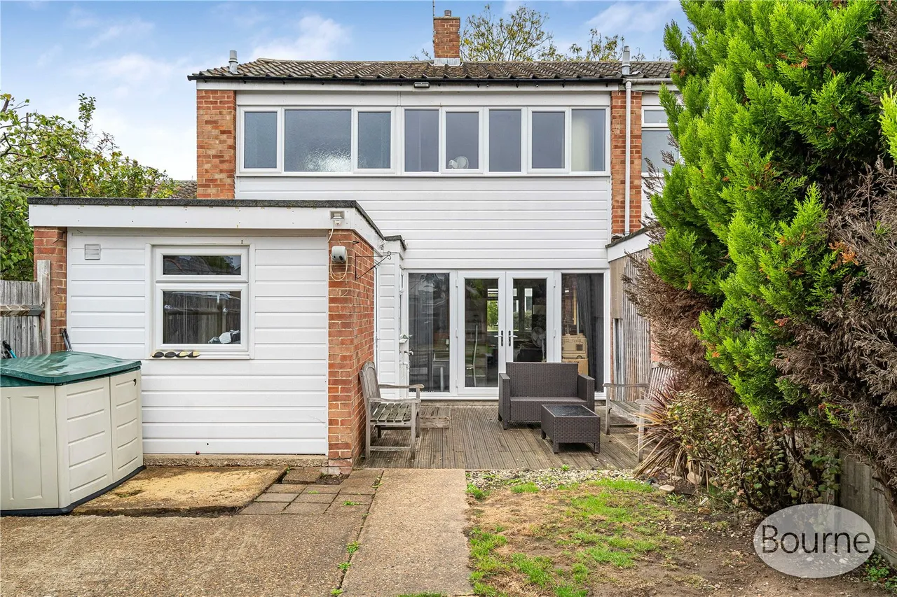 Priors Croft, Old Woking, GU22, photo 16