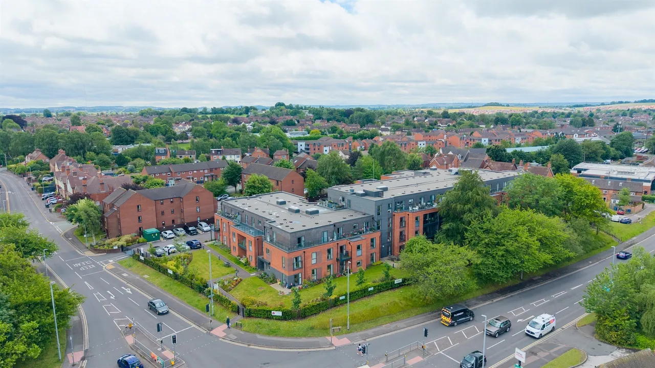 1 bed flat for sale — Rotten Row, Lichfield