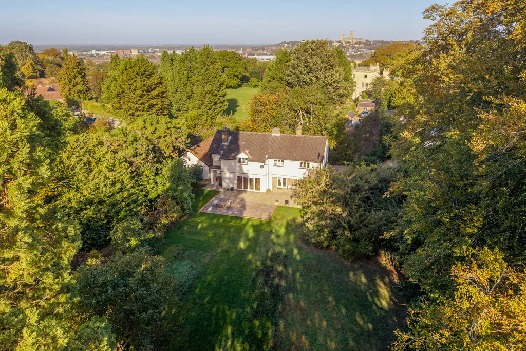 6 bed house for sale, Grange Lane, Canwick, LN4