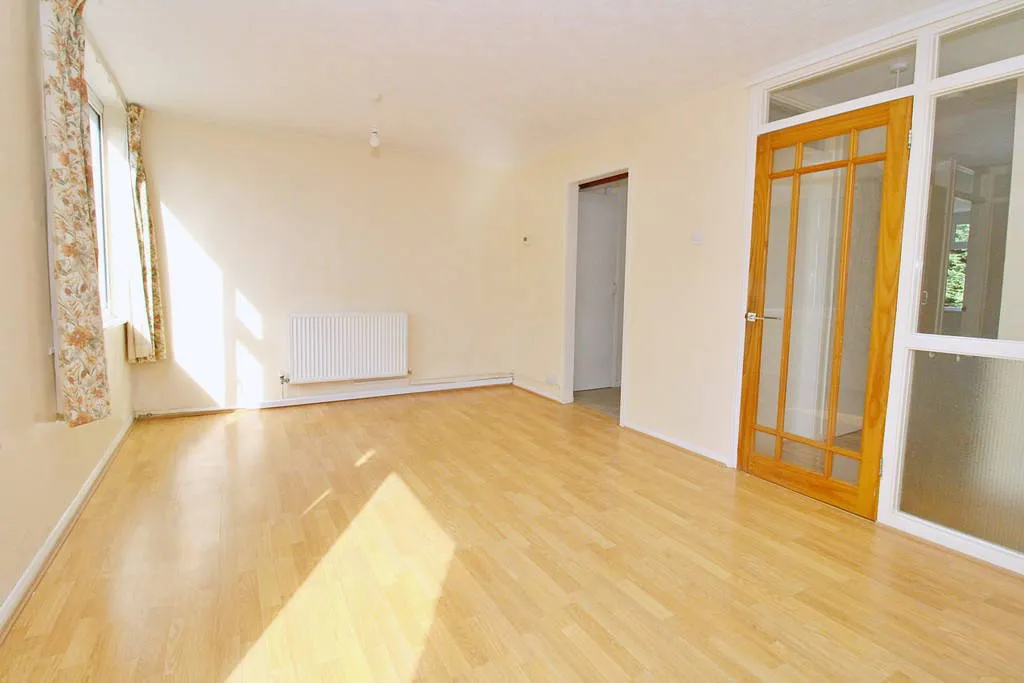 Martin Lane, Bilton, Rugby, CV22 7RF, photo 2