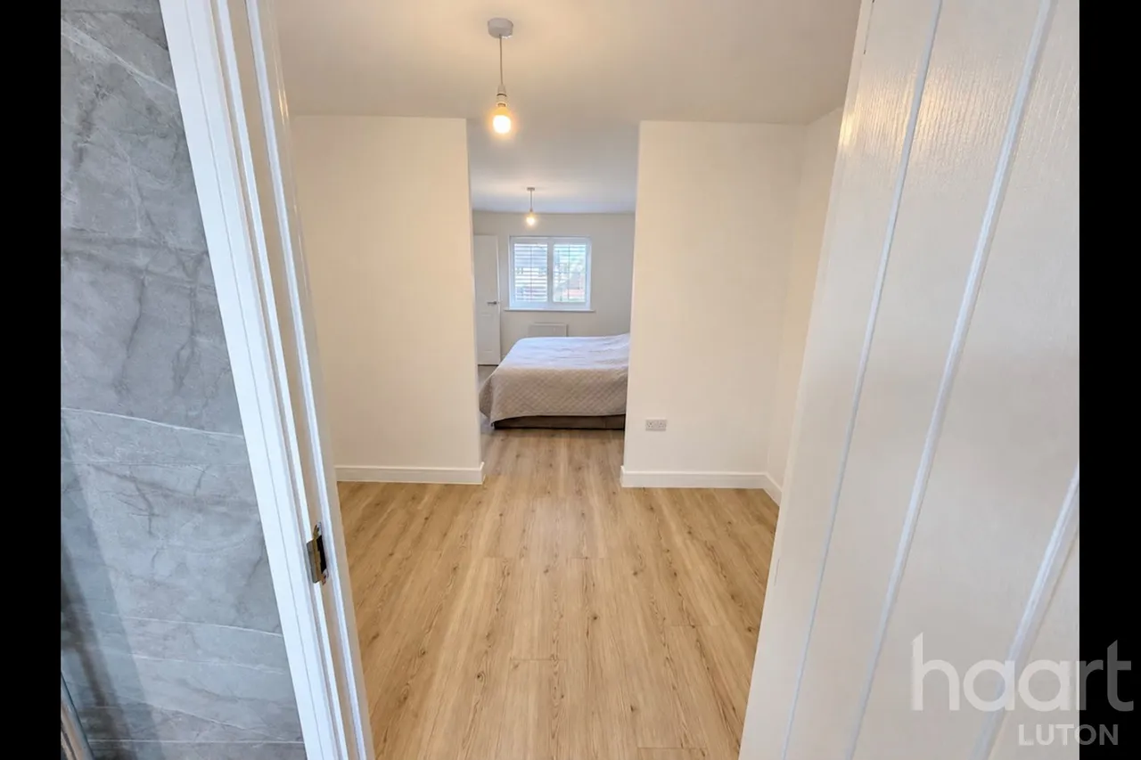 Botanical Grove, Luton, LU2, photo 13
