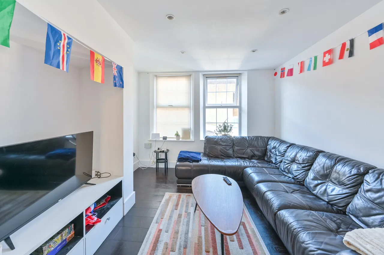 London, SW2, photo 2