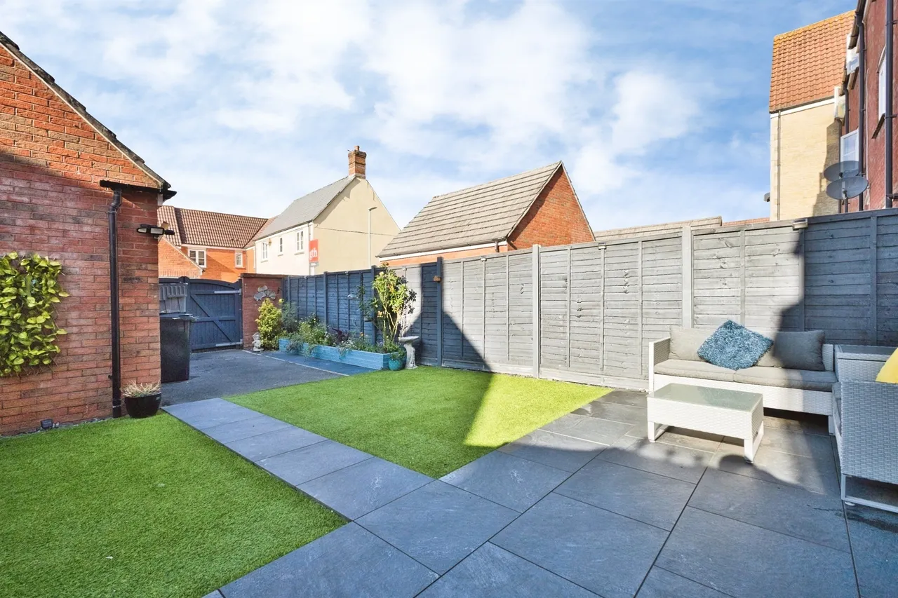 Hawks Rise, Yeovil, BA22, photo 19