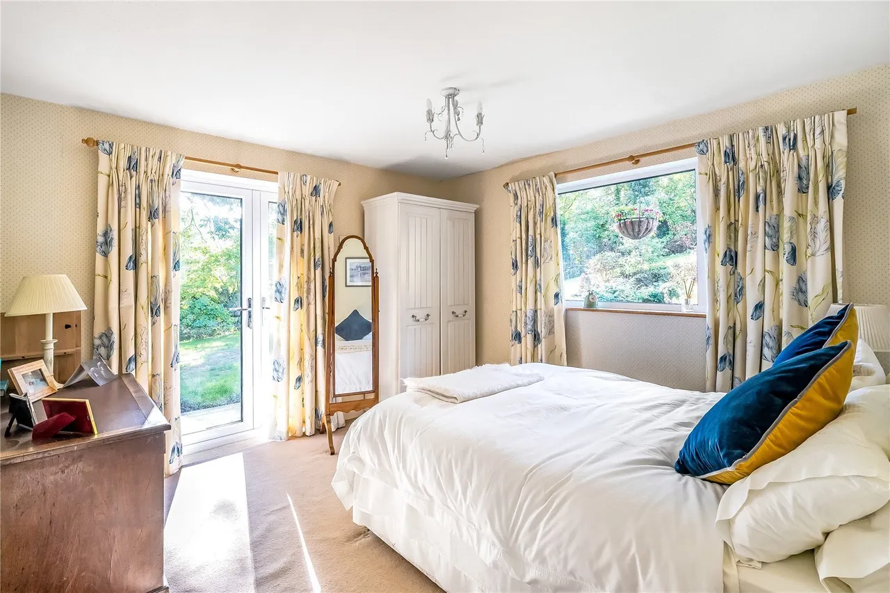 Uvedale Road, Limpsfield, RH8, photo 15