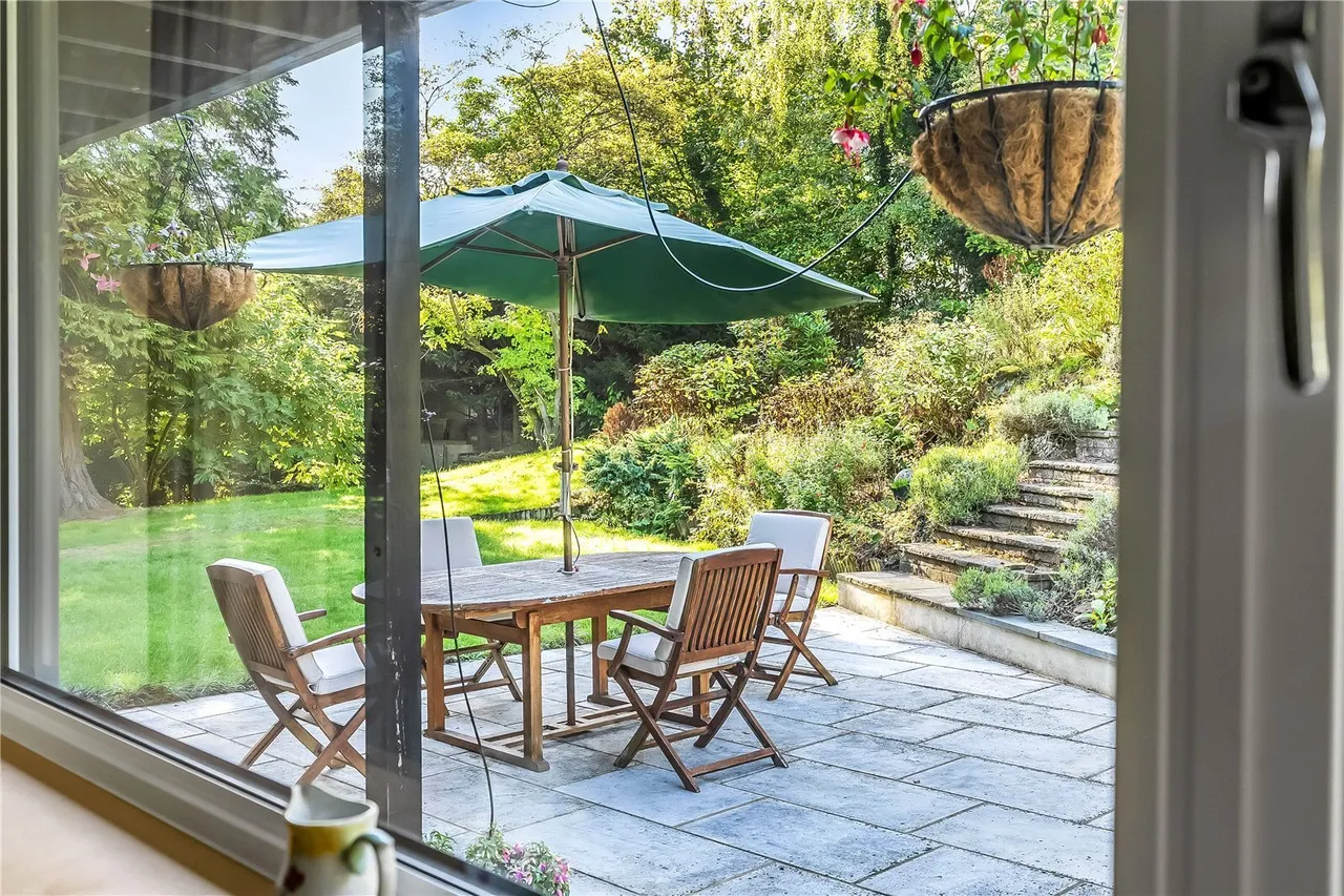 Uvedale Road, Limpsfield, RH8, photo 6