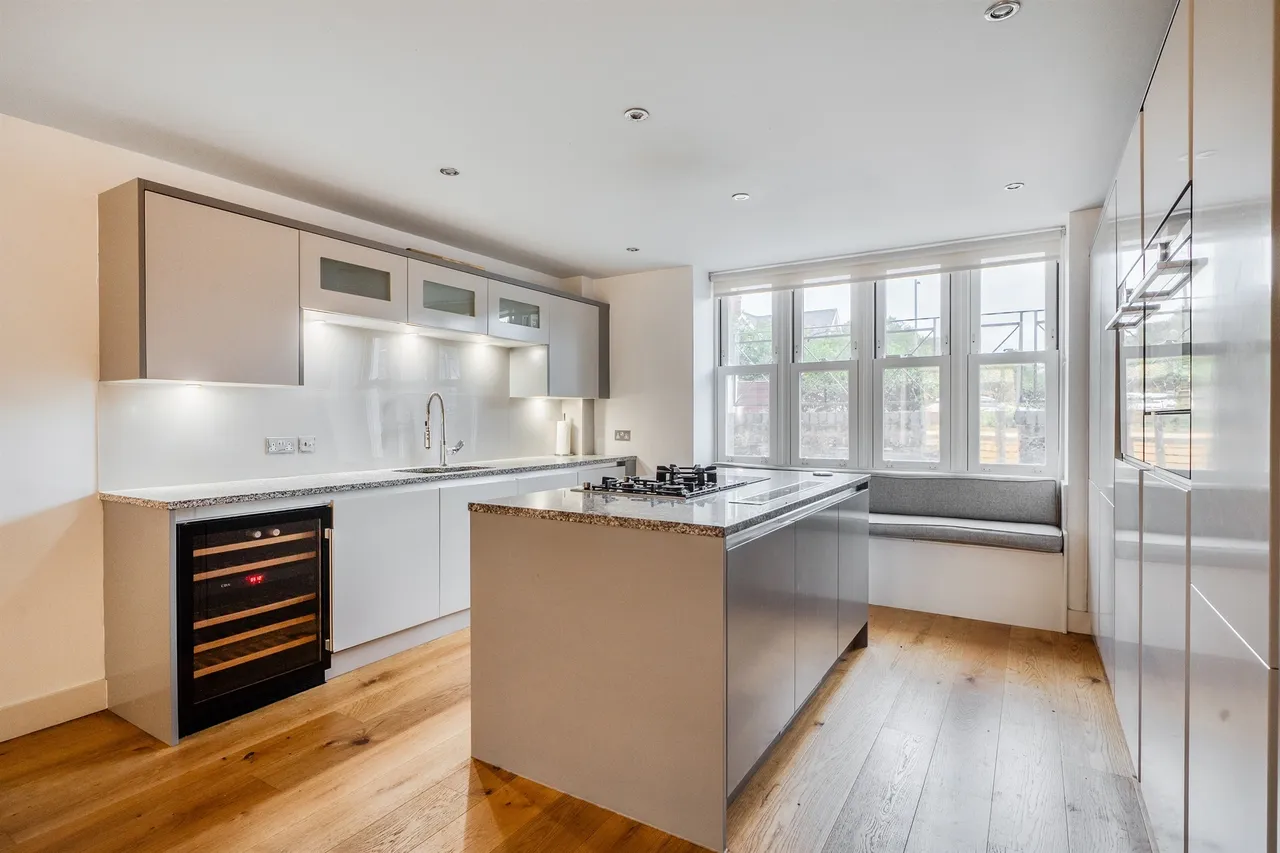 Fairmile, Henley-On-Thames, RG9, photo 2