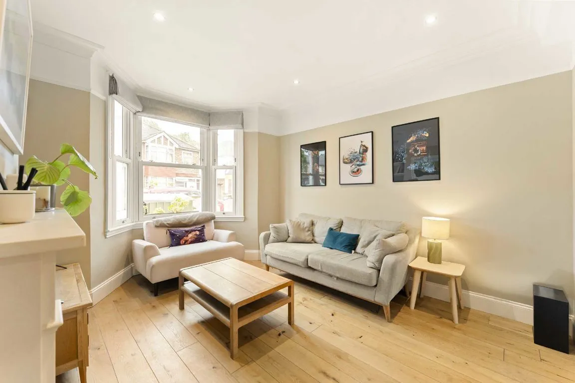 Natal Road, SW16, photo 2