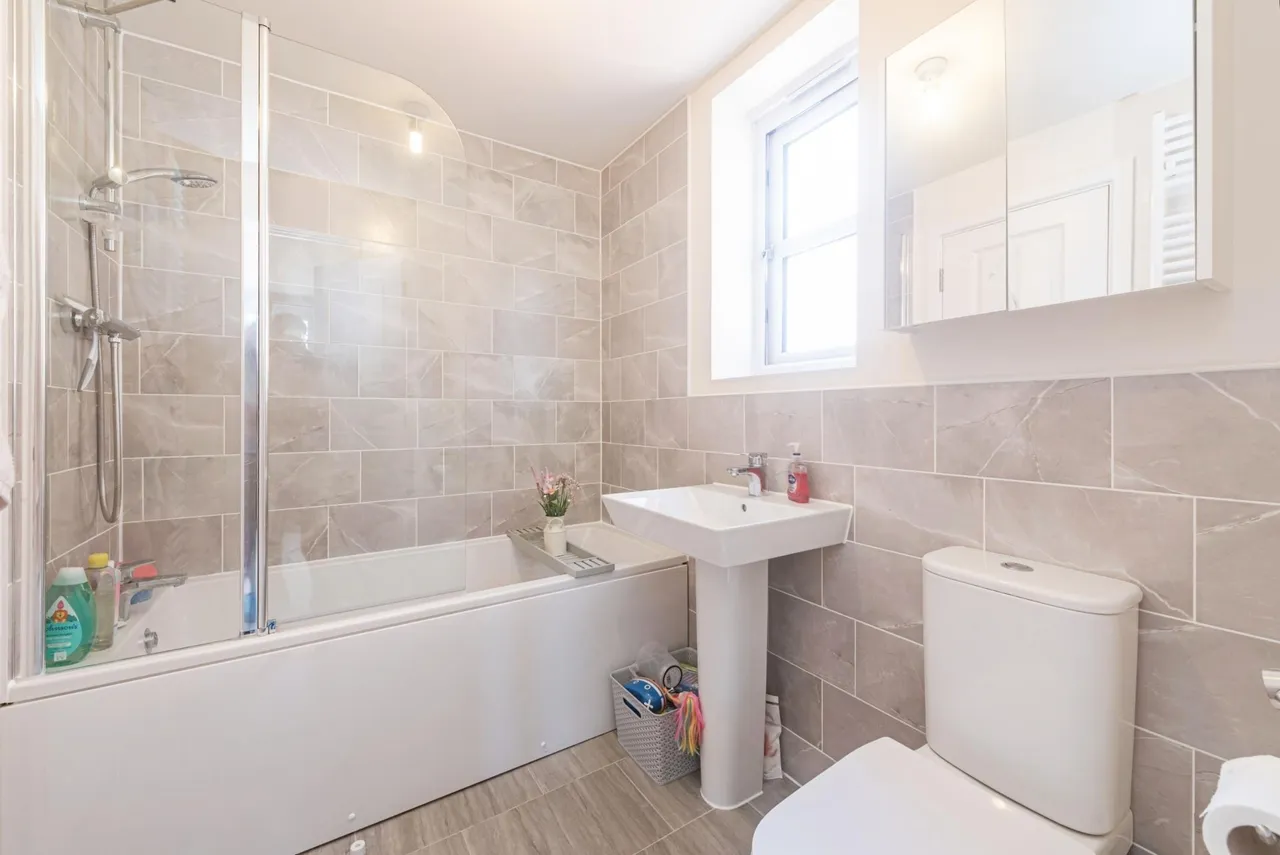 Fetlock Drive, Newbury, RG14, photo 19