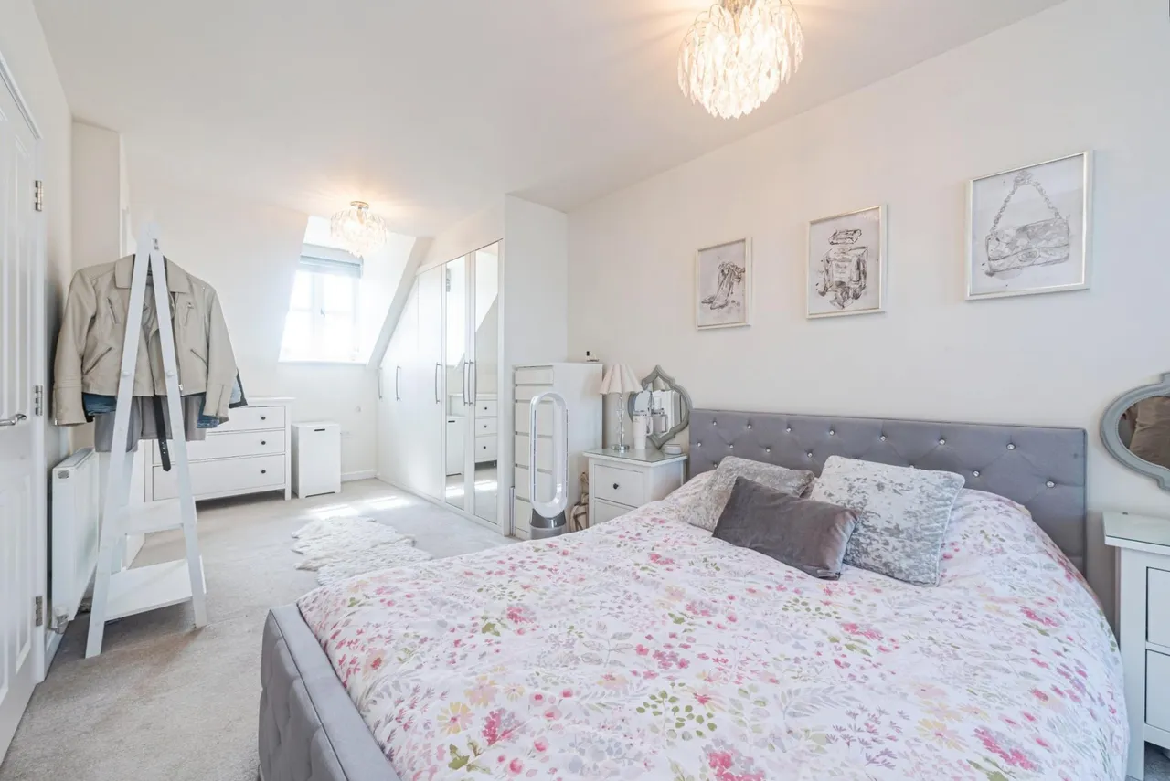 Fetlock Drive, Newbury, RG14, photo 13