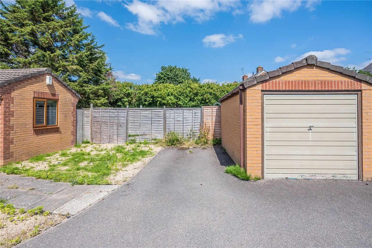 Broad Street, Bromsgrove, Worcestershire, B61 8LL, photo 11