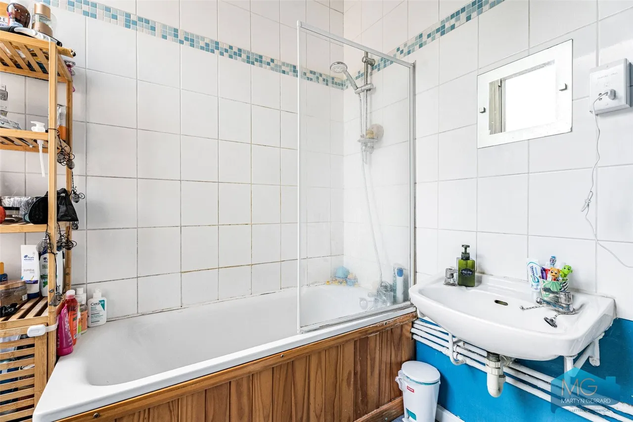 Kentish Town Road, London, NW1, photo 14