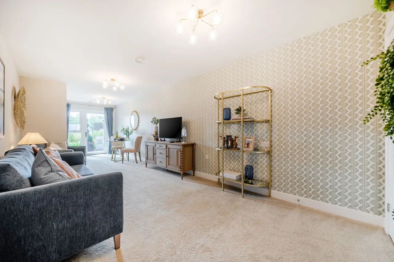 Palmers Fields Avenue, Chichester, PO19, photo 12